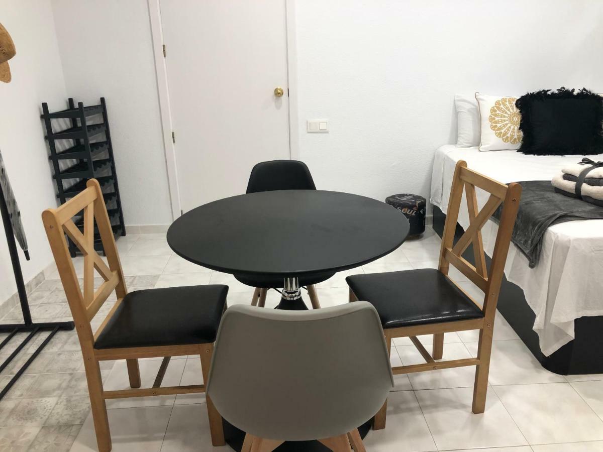 Apartamento City & Beach Alicante Bagian luar foto